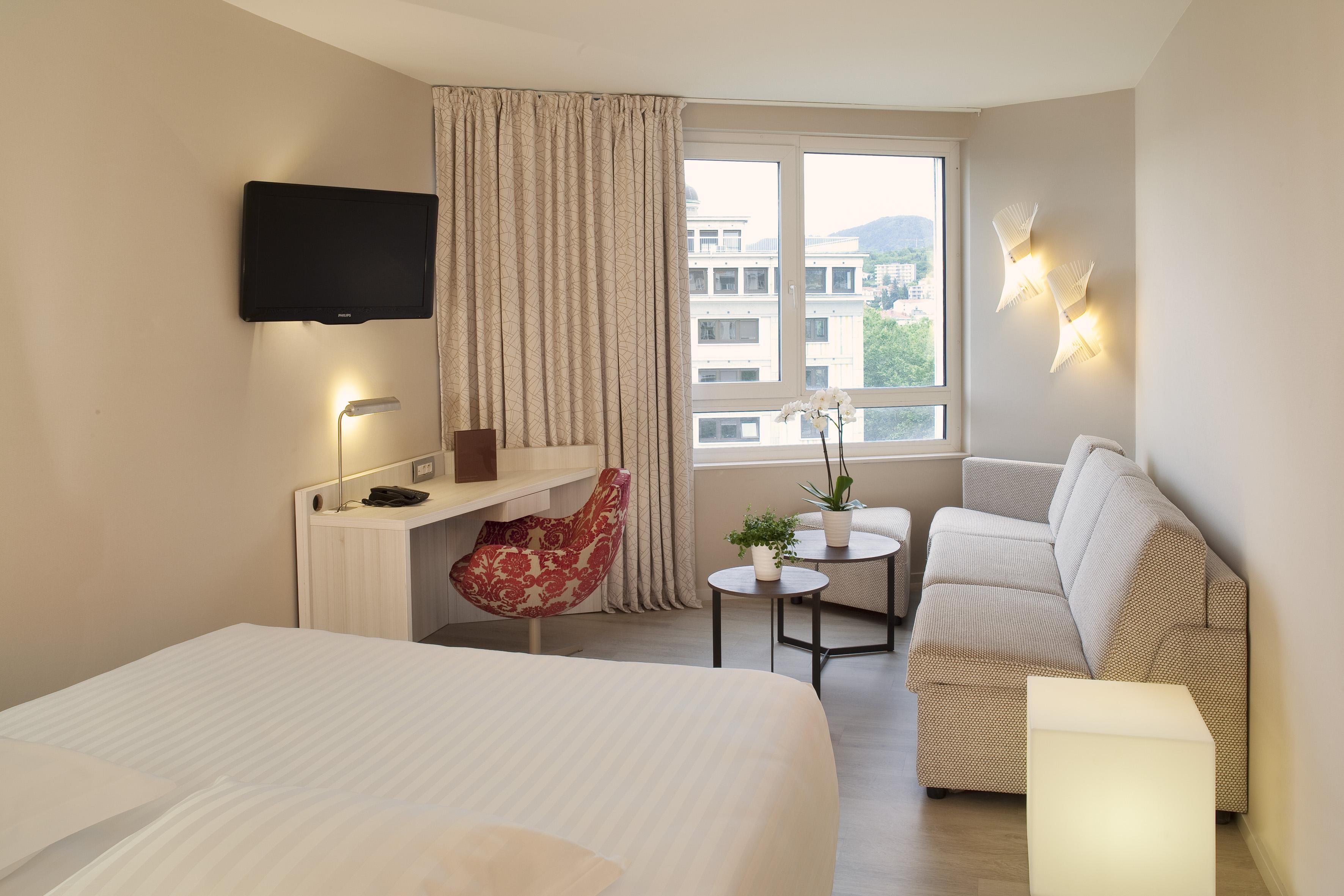Oceania Clermont Ferrand Hotel Luaran gambar