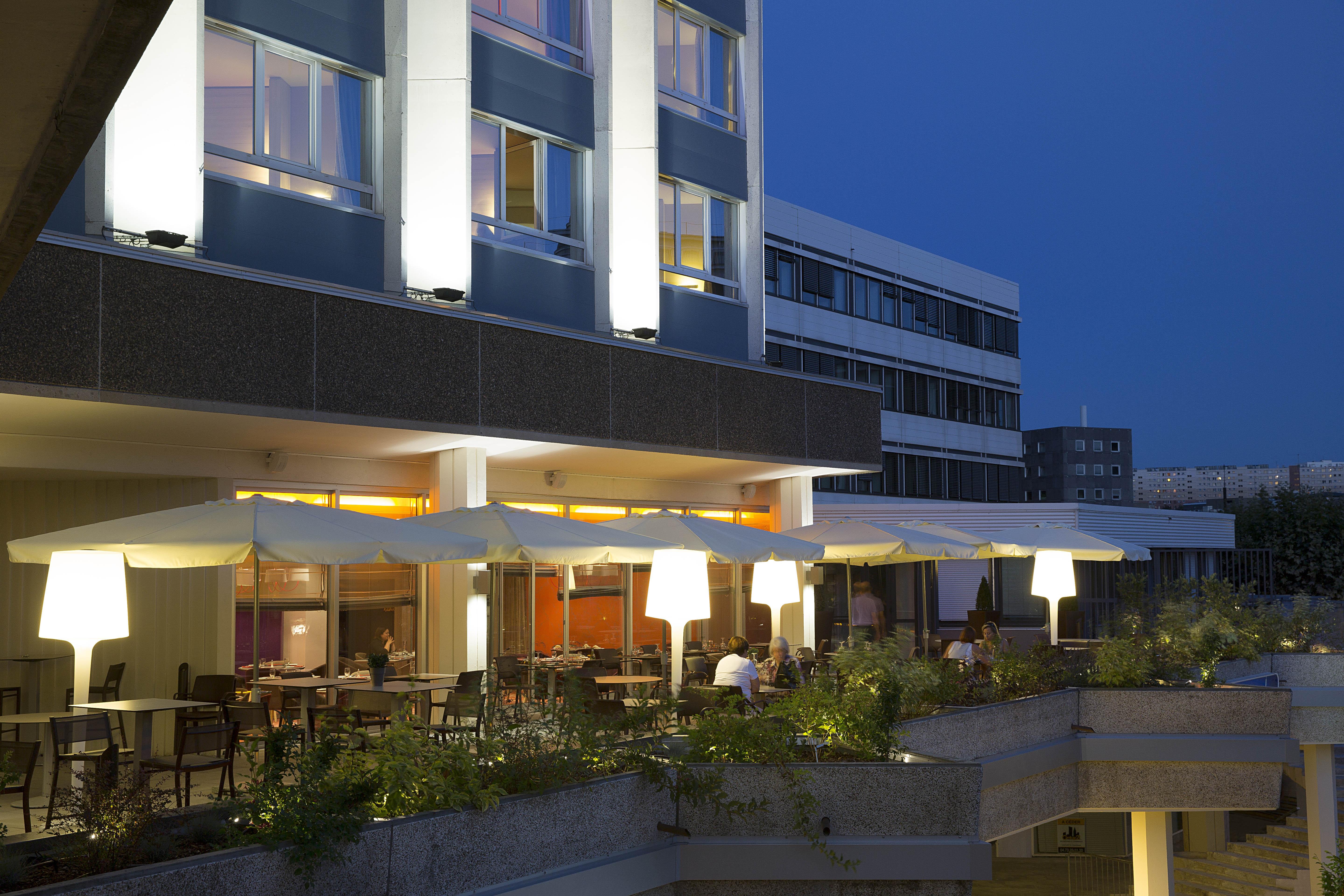 Oceania Clermont Ferrand Hotel Luaran gambar