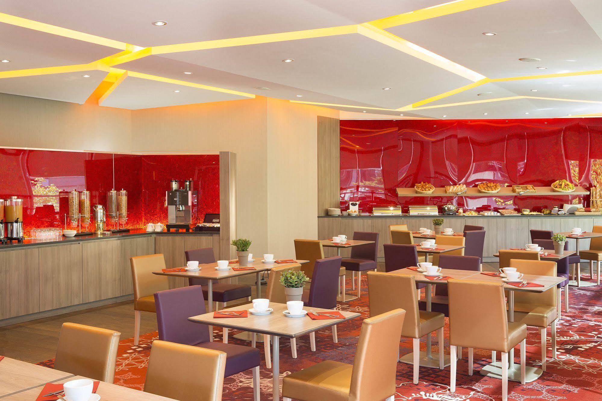 Oceania Clermont Ferrand Hotel Luaran gambar